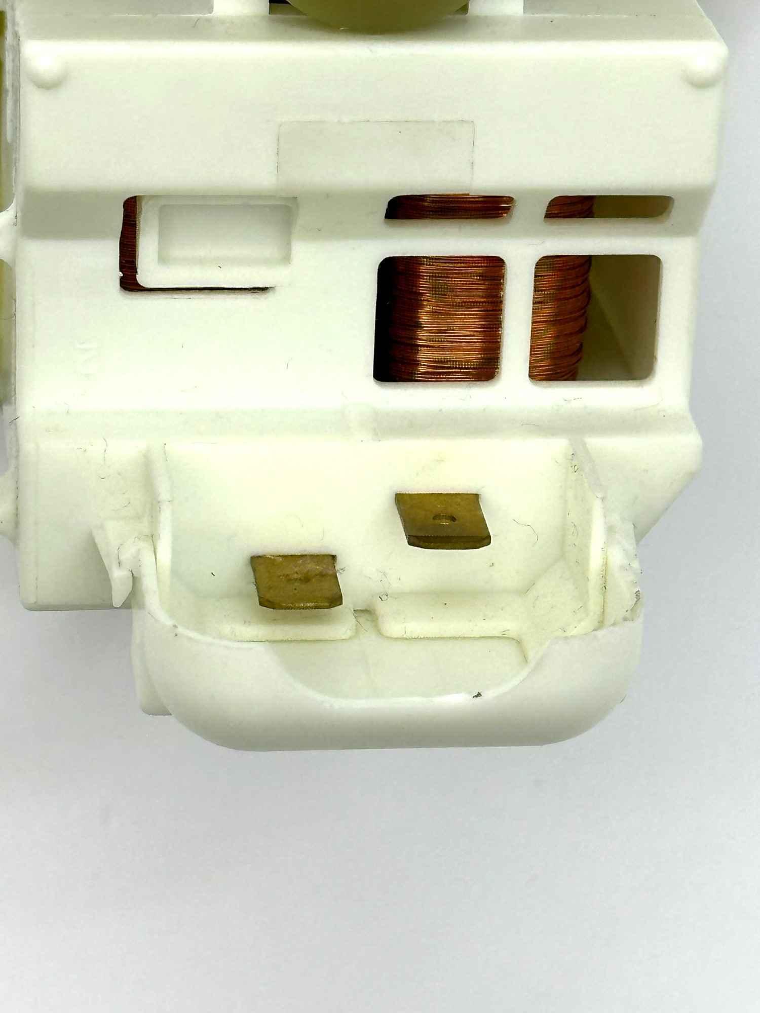 3795513-4-compressed